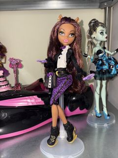 (Category: ) located in . Submitted by rosieeeeposieeee (Listing ID 1461036861, Image 1). Description: .