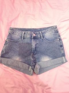 (Category: ) located in . Submitted by leanneqxo (Listing ID 1461053090, Image 1). Description: .