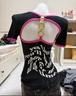 (Category: ) located in . Submitted by helpmeclearclothespls (Listing ID 1460941290, Image 1). Description: .