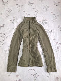 (Category: ) located in . Submitted by butterflypea.thrift (Listing ID 1460964978, Image 1). Description: .