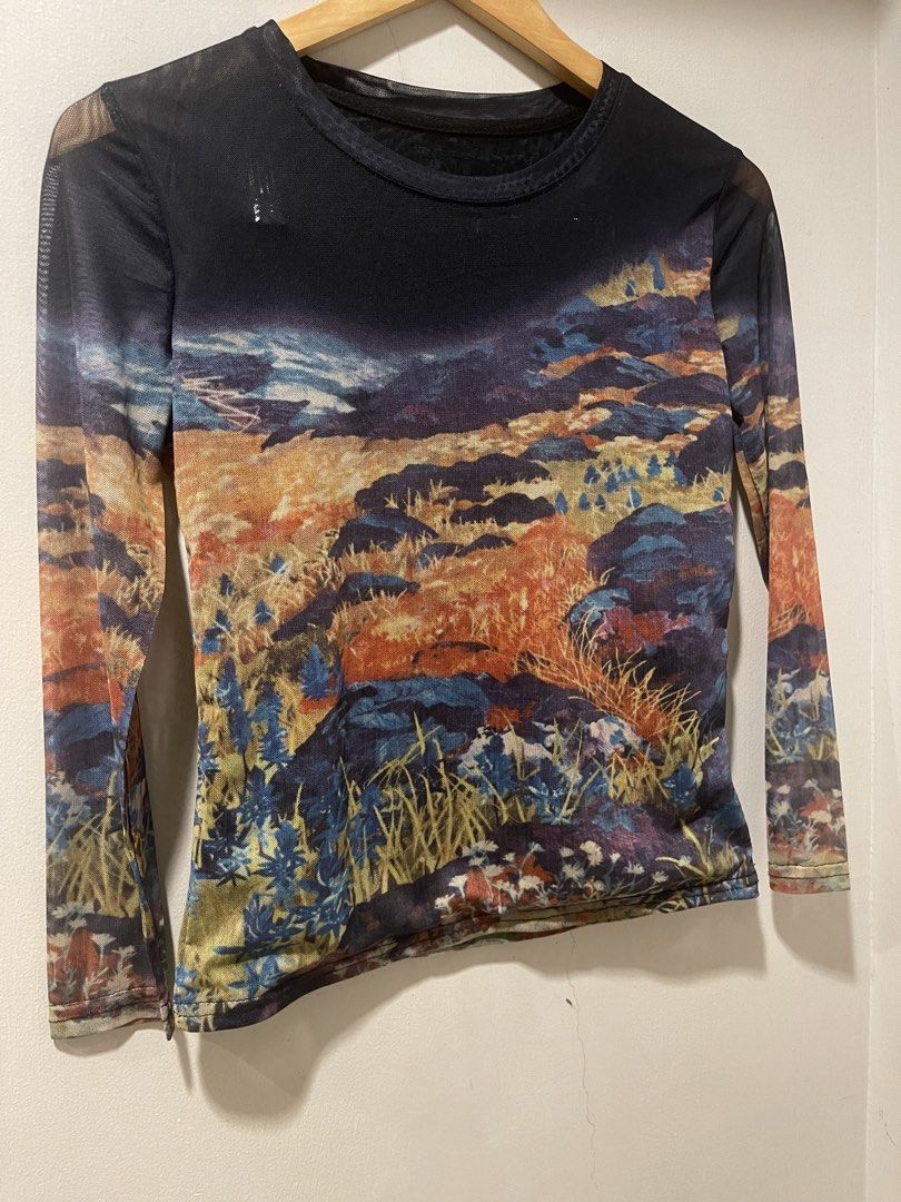 Y2k long sleeves mesh top (Category: Longsleeves) located in Quezon City. Submitted by booktt (Listing ID 1461035160, Image 3). Description: .