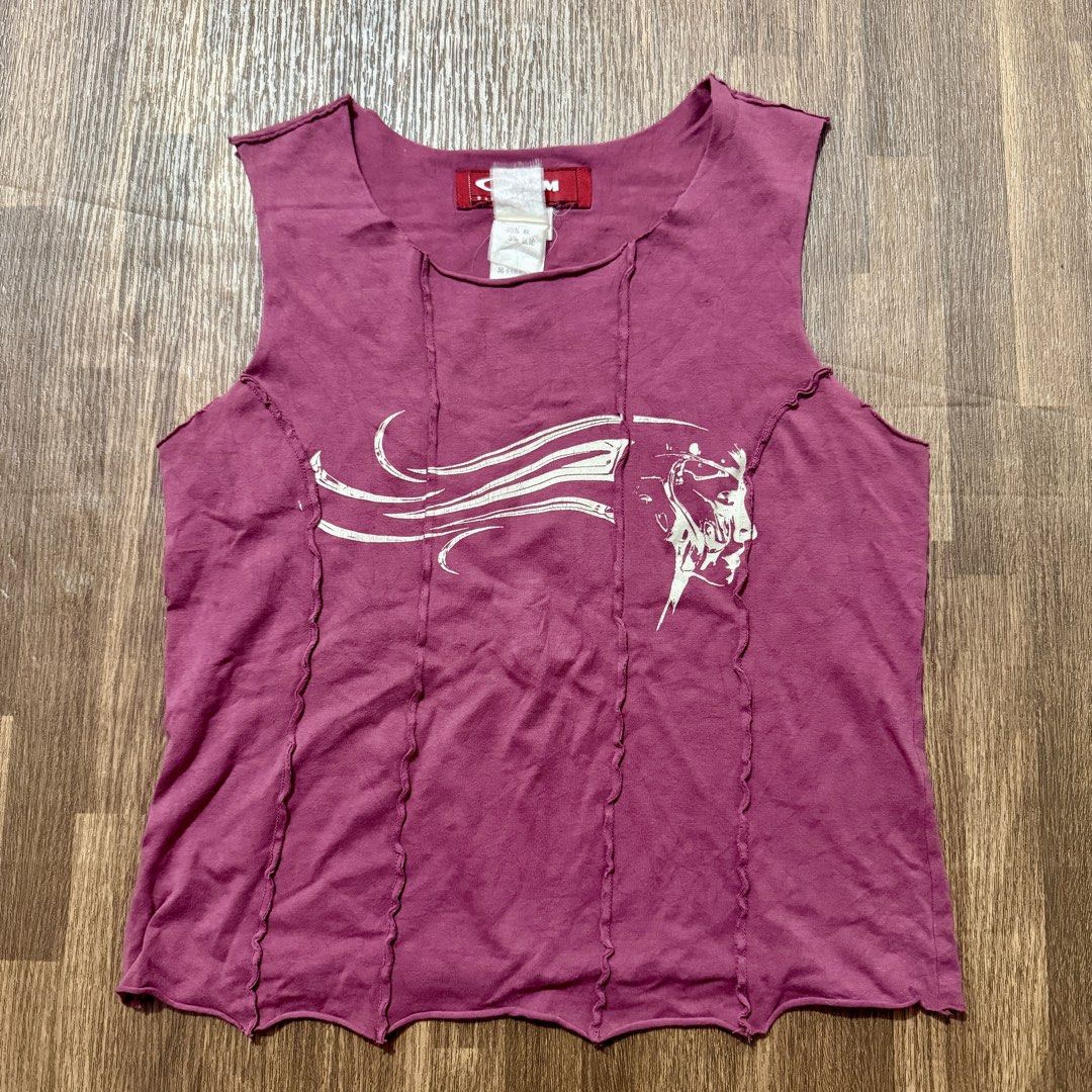 y2k Oakley Tank Top (Category: Sleeveless) located in Pasig City. Submitted by misssynergy1800 (Listing ID 1461033235, Image 1). Description: .