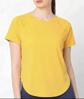 (Category: ) located in . Submitted by sb.thriftwear (Listing ID 1461052799, Image 1). Description: .