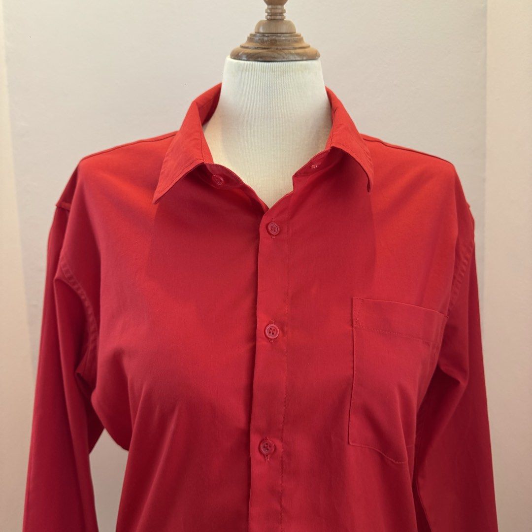 zanetti red long sleeve top (Category: Longsleeves) located in Pasay City. Submitted by ultzen (Listing ID 1460937964, Image 2). Description: - zanetti red long sleeve top - size XL (comfortably for M to L, possibly a little fit for XL) - perfect for evenings out or work attire - 9/10 condition - rfs: decluttering mop: bpi / gcash / maribank mod: j&t / lbc / maribank.