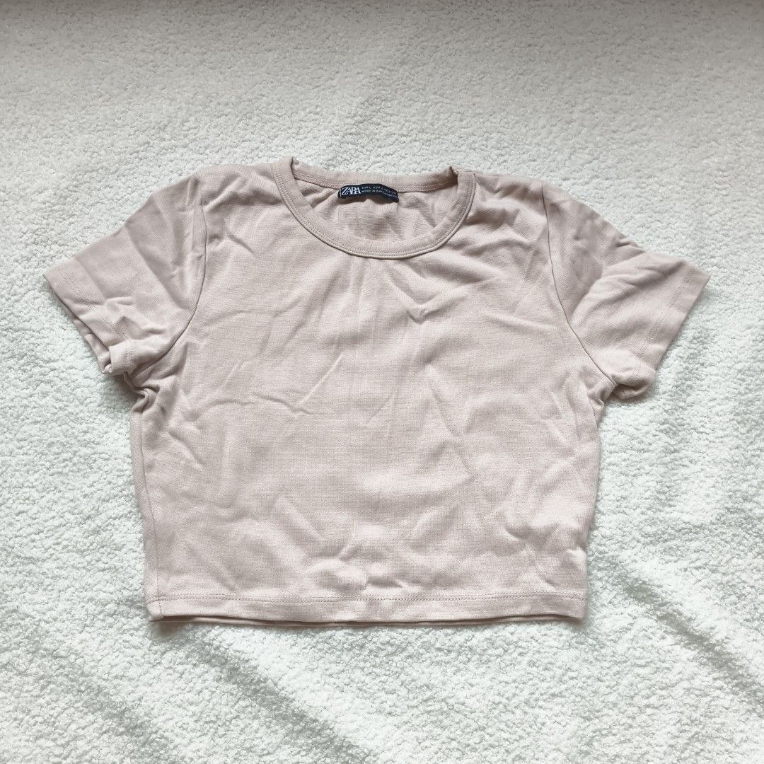 ZARA baby tee (Category: Shirts) located in Mandaluyong City. Submitted by kiriko. (Listing ID 1460949573, Image 1). Description: selling low bc i have too many clothes i need to get rid of this na MOP GCash, Maya MOD J&T, Lalamove .