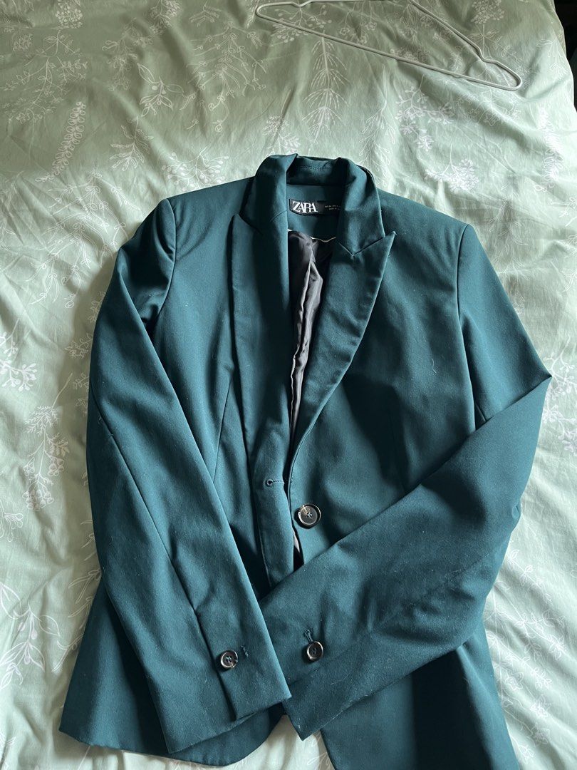 Zara Dark Green Blazer (Category: Coats, Jackets and Outerwear) located in Quezon City. Submitted by byebooks (Listing ID 1460965829, Image 1). Description: - Zara dark green blazer - Button front closure - Two buttons on each cuff - Fully lined interior - Versatile: perfect for dressing up or down Bought from Zara Canada It has brought my life a bit of luck as I passed most job interviews wearing this blazer RFS: my arms are too big for it na :(