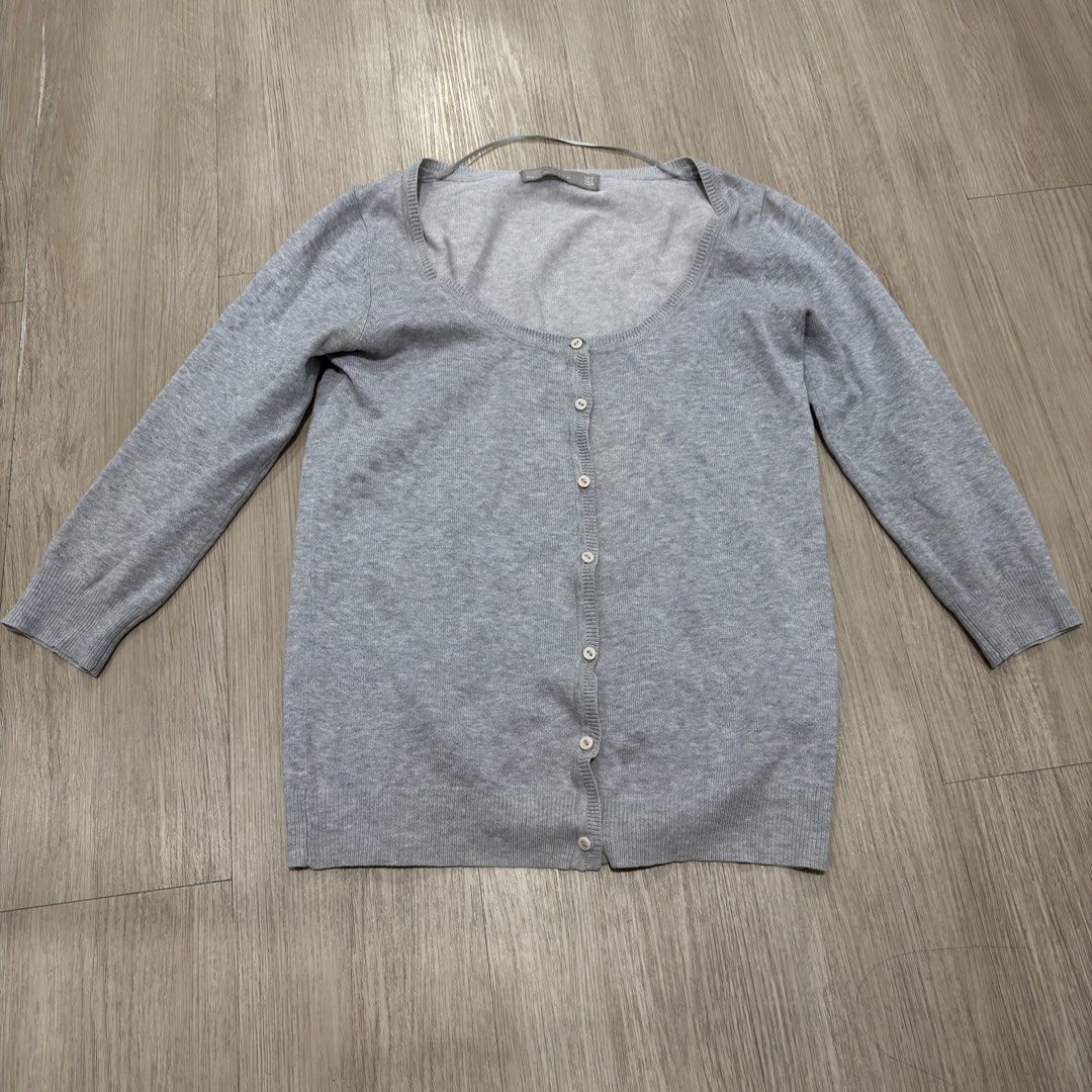 ZARA Grey Button-Up Cardigan (Category: Coats, Jackets and Outerwear) located in Manila. Submitted by sg.21 (Listing ID 1461059247, Image 1). Description: - Grey long-sleeved cardigan from ZARA - Button-up front - Scoop neckline - Classic and versatile for layering Armpit 16” Length 22”.