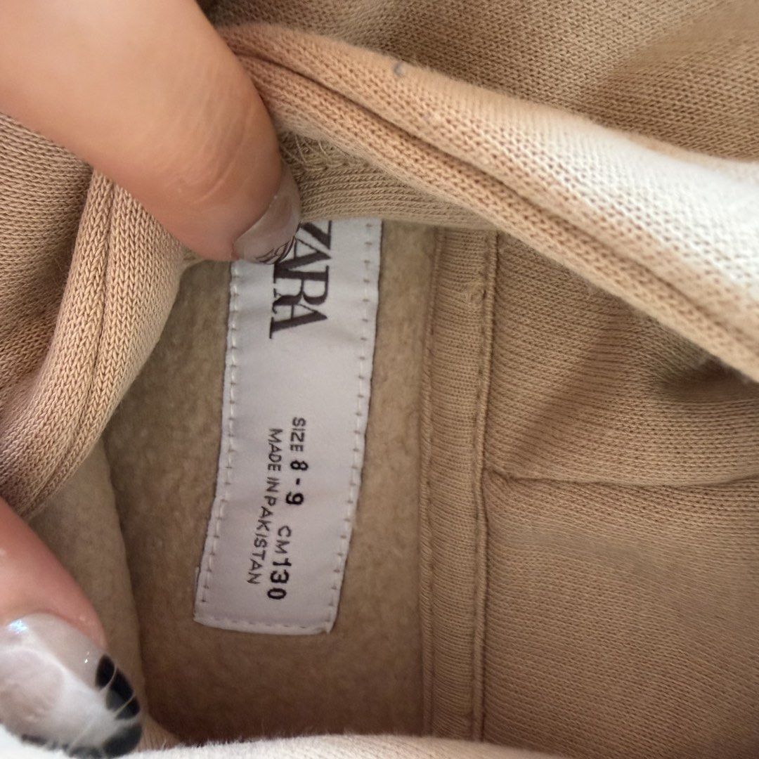 Zara minecraft hoodie (Category: Babies & Kids Fashion) located in Quezon City. Submitted by shyllemercado (Listing ID 1460935281, Image 2). Description: .