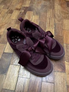 (Category: ) located in . Submitted by holyfabclothing (Listing ID 1460948930, Image 1). Description: .