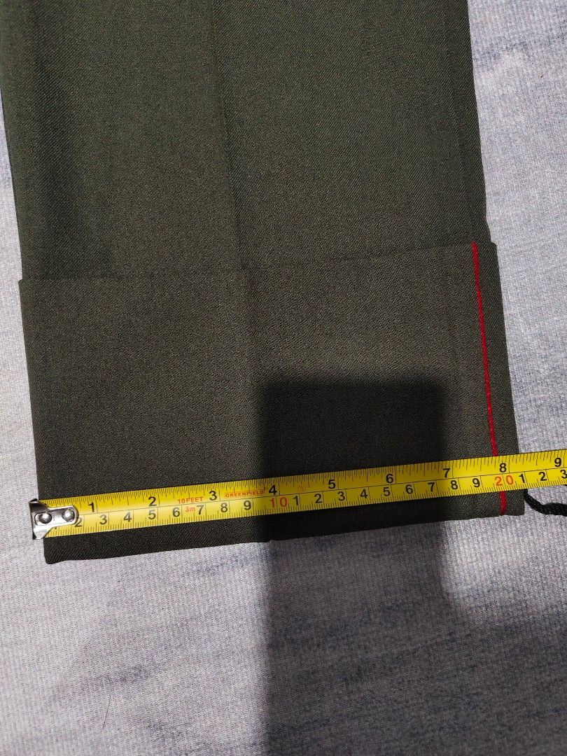 ZARA TROUSERS (Category: Other Bottoms) located in Dagupan City. Submitted by gandita.28 (Listing ID 1461050890, Image 3). Description: olive green cropped trousers with wide cuffed hems and a subtle red accent line. Brandnew ( tag removed ) color may vary due to lighting small on tag but fits until size 28 only.