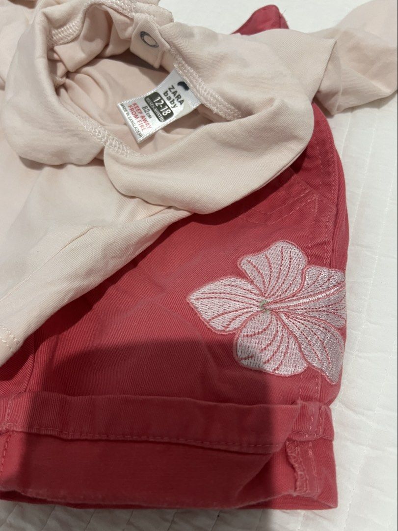 Zara x old navy set (Category: Baby Monitors) located in Amadeo. Submitted by mavmadel (Listing ID 1461072308, Image 3). Description: -like new condition -fixed.