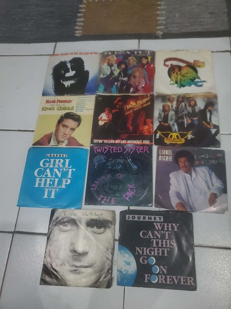 11 VINTAGE 45 VINYL RECORDS (Category: Vinyls) located in Pagadian. Submitted by bigsid64 (Listing ID 1461167005, Image 1). Description: Michael Jackson, Bob Seger, Heart, 2 Aerosmith, Phil Collins, 2 Journey, Elvis, Twisted Sister, Lionel Richie.
