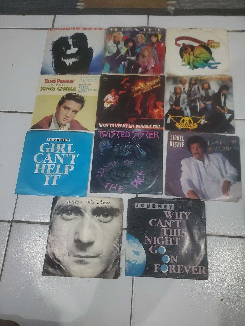 11 VINTAGE 45 VINYL RECORDS (Category: Vinyls) located in Pagadian. Submitted by bigsid64 (Listing ID 1461167005, Image 2). Description: Michael Jackson, Bob Seger, Heart, 2 Aerosmith, Phil Collins, 2 Journey, Elvis, Twisted Sister, Lionel Richie.