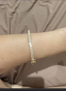 (Category: ) located in . Submitted by mmauthenticshop (Listing ID 1461208733, Image 1). Description: .