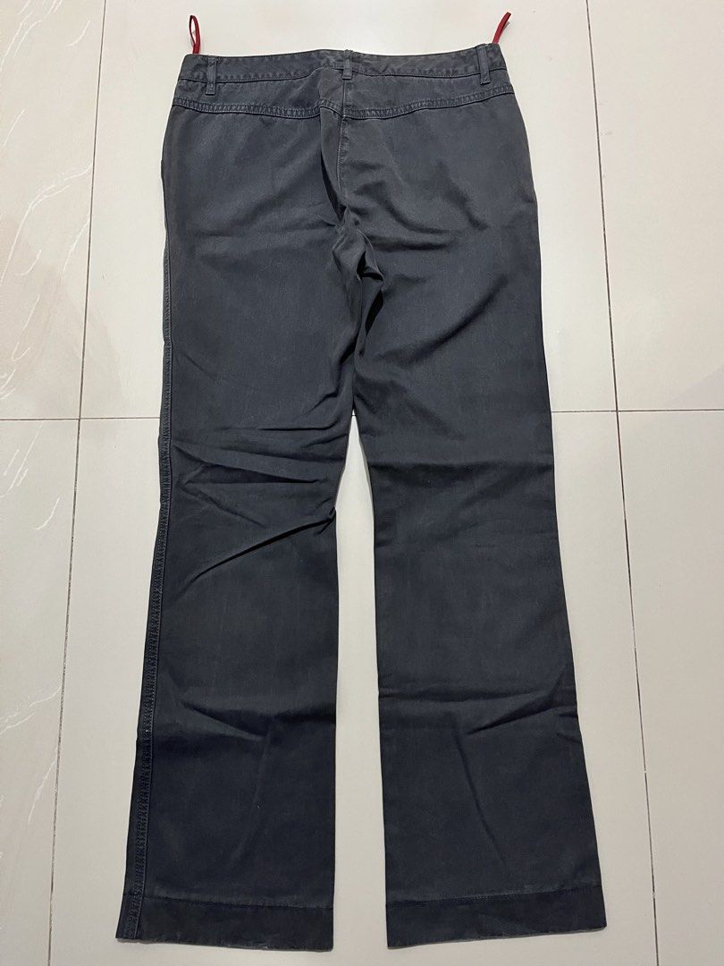 2000’s PRADA LUNA ROSSA RED TAB BOOTCUT PANTS (Category: Luxury Apparel) located in Cagayan de Oro. Submitted by middlesosa (Listing ID 1461117502, Image 2). Description: 2000’s PRADA LUNA ROSSA RED TAB BOOTCUT PANTS SIZE 30 FITTINGS WAIST - 15 inches LENGTH - 40 inches INSEAM - 29 inches LEG OPENING - 8.5 inches THIGH - 10 inches RISE - 10 inches MADE IN ITALY LAMPO ZIPPER 3k php.