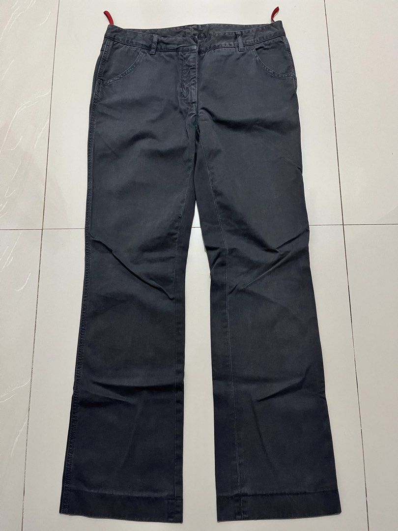 2000’s PRADA LUNA ROSSA RED TAB BOOTCUT PANTS (Category: Luxury Apparel) located in Cagayan de Oro. Submitted by middlesosa (Listing ID 1461117502, Image 1). Description: 2000’s PRADA LUNA ROSSA RED TAB BOOTCUT PANTS SIZE 30 FITTINGS WAIST - 15 inches LENGTH - 40 inches INSEAM - 29 inches LEG OPENING - 8.5 inches THIGH - 10 inches RISE - 10 inches MADE IN ITALY LAMPO ZIPPER 3k php.
