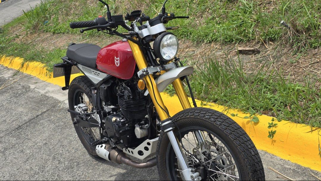 2024 Mutt Razorback 250 (Category: Motorbikes for Sale) located in Dasmarinas. Submitted by _peachmangopiee (Listing ID 1461316239, Image 2). Description: FOR SALE 2024 Mutt Razorback 250 250cc Suzuki Engine 5 Speed 721 kms Odometer RFS: Rarely used Original price 250k Asking Price 149k NEGOTIABLE Can also call/text: 09608436376.