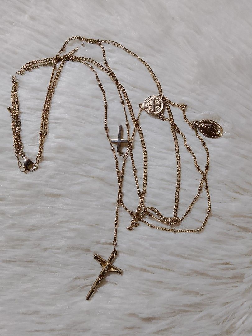 2 layers cross necklace (Category: Necklaces) located in Manila. Submitted by jym008 (Listing ID 1461308593, Image 1). Description: this Japan surplus walang issue 2layers chain Shipping fee sagot ng buyer.