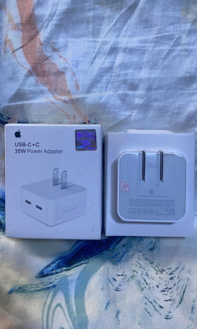 35W USB-C ADAPTER USB-C+C (Category: Chargers & Cables) located in Manila. Submitted by milasgadgetph (Listing ID 1461320385, Image 1). Description: .