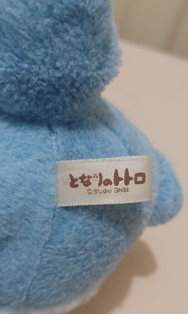 💙 Authentic Sun Arrow Studio Ghibli — Medium Blue Totoro Plush (Category: Plushies & Soft Toys) located in Quezon City. Submitted by wjmae (Listing ID 1461134810, Image 3). Description: ✅ Details: - ✅ 100% Official — Sun Arrow × Studio Ghibli licensed — not a replica! ​ - Character: Blue Totoro from My Neighbor Totoro 🌿 ​ - Size: ~5" tall — perfect pocket/desk buddy ​ - Ultra-soft premium plush, cute round design ​ - Condition: Excellent — clea
