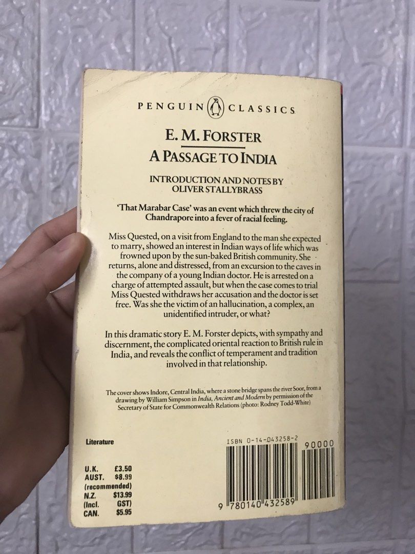 A Passage to India by E. M. Forster Penguin Classics (Category: Storybooks) located in Pilar. Submitted by dhelsomera20308 (Listing ID 1461222078, Image 3). Description: - Classic novel: A Passage to India by E. M. Forster - Publisher: Penguin Classics - Features iconic cover art - Perfect addition to any book collection.