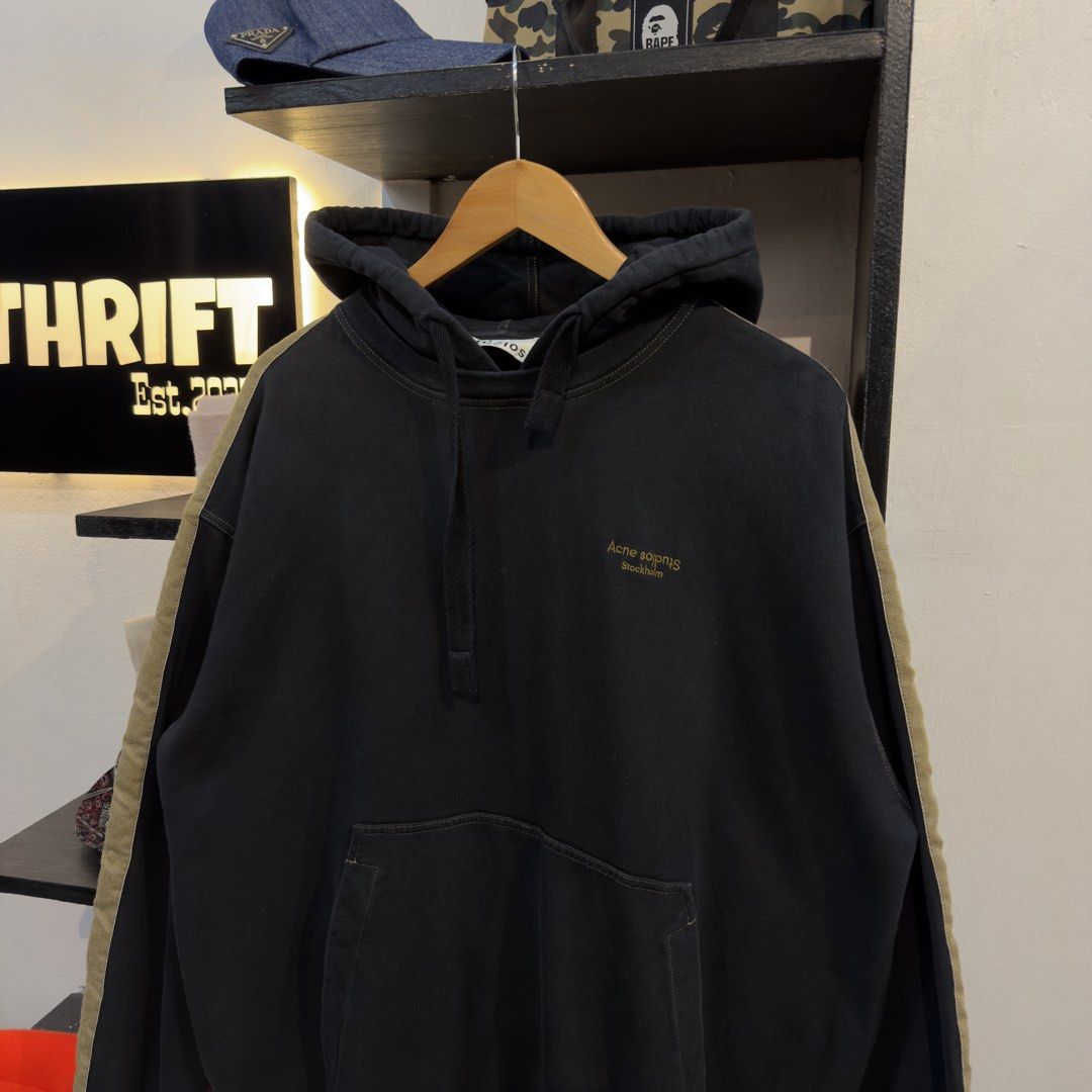 Acne Studios Black Hoodie (Category: Hoodies) located in Manila. Submitted by jerichomal82553 (Listing ID 1461299108, Image 2). Description: Acne Studios Black Hoodie 25 by 28 Good Condition Complete Tags.