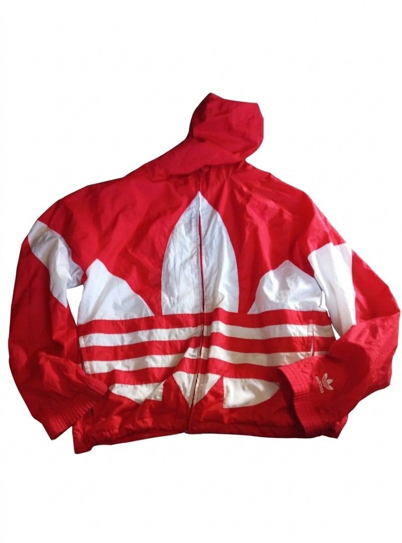 ADIDAS 2 TONE TREFOIL JACKET (Category: Coats, Jackets and Outerwear) located in Manila. Submitted by haul0fhauls (Listing ID 1461323315, Image 1). Description: size medium on tag no major issues need wash due to storage may mga itim2 lang sa trefoil na part pero color rate condition 9/10 loose and fair condition sa cuffs kayo na mag pasikip.
