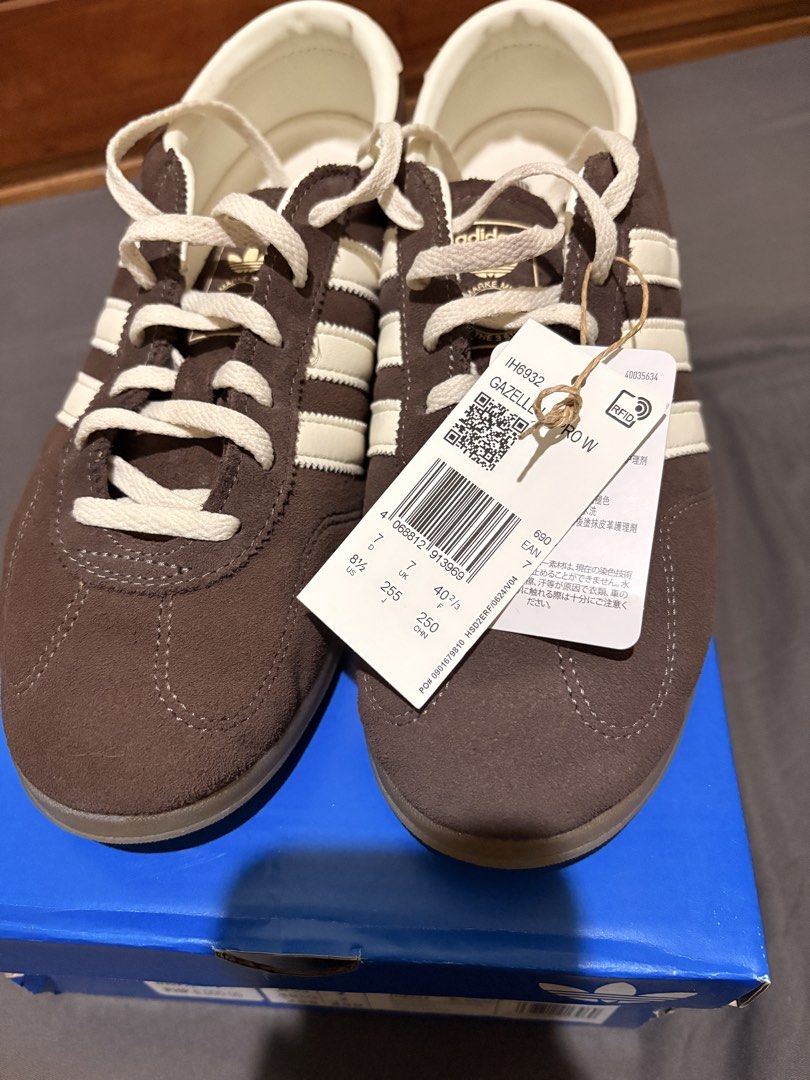 Adidas Gazelle Lo Pro W (Category: Casual Shoes) located in Las Pinas. Submitted by loscarherrera_ (Listing ID 1461224135, Image 3). Description: adidas Gazelle Lo Pro W — White/Black/Gum • Condition: Brand New • Authenticity: Original / Authentic • Comes with: Original box • Size: US Women’s 8.5 / UK 7 / EU 40 ⅔ • Colorway: White / Black / Gum • Style Code: IH6932 • Original Price: ₱6,000 • Selling Price: ₱5,000.