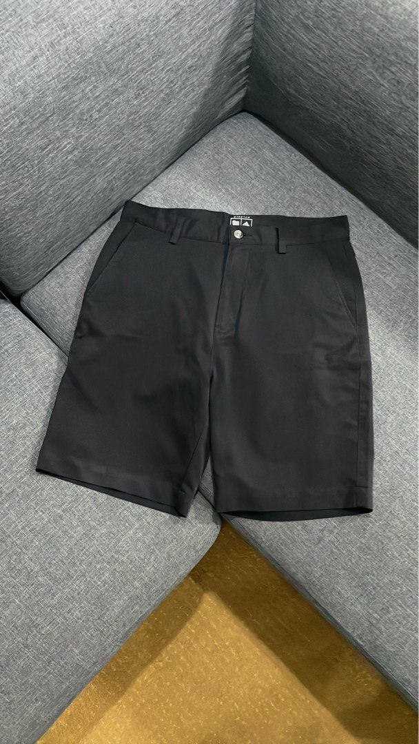 Adidas Golf Shorts (Category: Shorts) located in Munoz. Submitted by kobswitdathrifts (Listing ID 1461296968, Image 3). Description: 32 waist, 21 length & 11 leg opening.