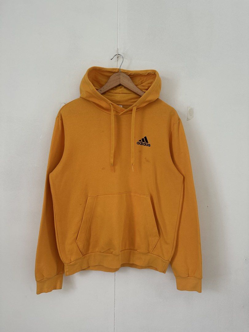 Adidas Hoodie (Category: Coats, Jackets and Outerwear) located in Las Pinas. Submitted by archimedes.joaquin (Listing ID 1461181848, Image 1). Description: excellent condition - 9.6/10 color rate - sz M to Large 22 width 26.5 length - no issue Authentic.