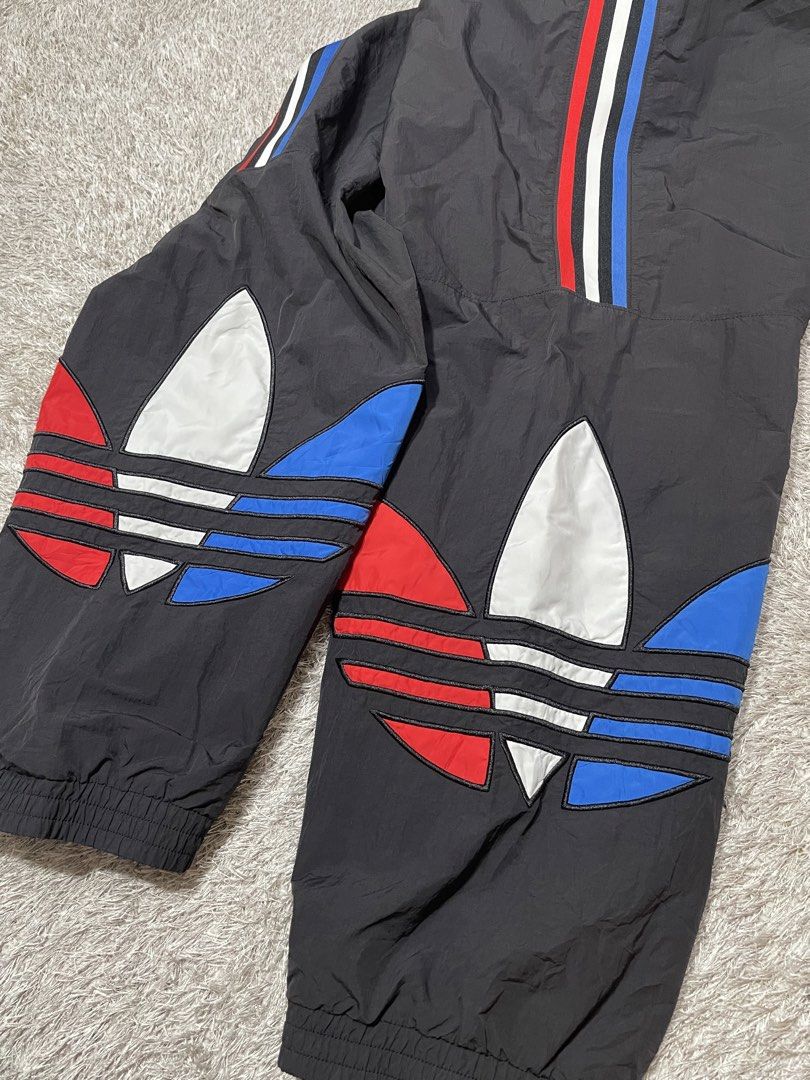 adidas multicolor jogger pants (Category: Joggers) located in Las Pinas. Submitted by moncaz2461827 (Listing ID 1461255246, Image 2). Description: Ad!d@s multicolor woven jogger pants Size xl on tag Waist 35-38 Length 41 Excellent to like new condition Color rate 9.9/10 No issue .