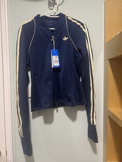 （分類：）位於 。 由 jjamessonn 提交（商品編號 1461301950，圖片 1）。簡介： 。