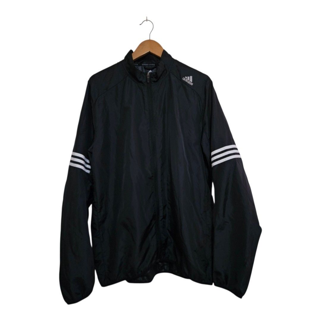 Adidas running jacket (Category: Coats, Jackets and Outerwear) located in Baguio. Submitted by fadexquisite (Listing ID 1461247839, Image 1). Description: Adidas running jacket Large 28x24 Excellent condition 600 plus ship fee.