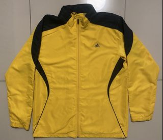 (Category: ) located in . Submitted by retro_kasut_bundle (Listing ID 1461225586, Image 1). Description: .