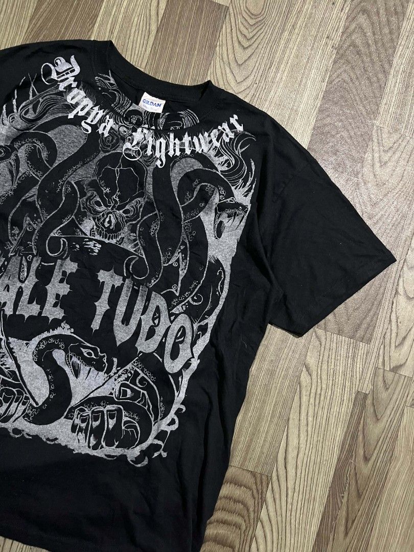 Affliction Vibe y2k (Category: Tshirts & Polo Shirts ) located in Tayabas. Submitted by sickfinds (Listing ID 1461294269, Image 3). Description: Affliction Vibe y2k Large Excellent Condi Heavy Cotton Metal Moulisha/ Extreme Couture/ Affliction/ y2k / Emo / Goth/ Tapout.