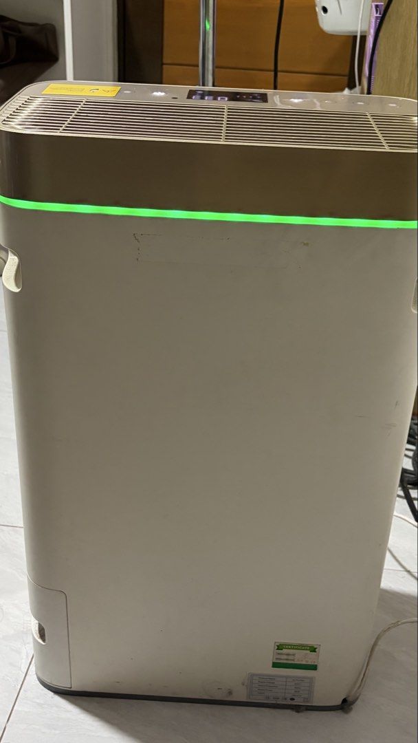 Air Humidifier NuAir (Category: Other Home Appliances) located in Manila. Submitted by Miss_KSJ (Listing ID 1461192168, Image 2). Description: Decluttering.