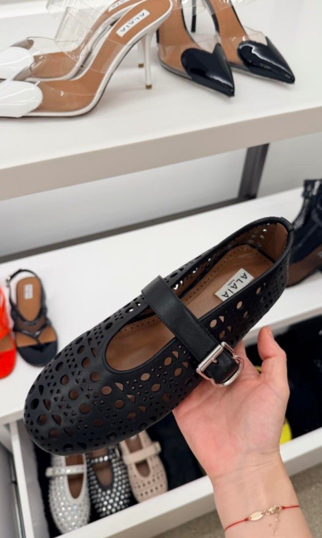 alaia ballet flats (PRE ORDER) (Category: Sneakers & Footwear) located in Las Pinas. Submitted by glamdustph (Listing ID 1461183492, Image 1). Description: 💯 authentic STAFF SALE eu36, 38.5 only at least 20k dp 3-4 weeks eda via air cargo plus loc sf thank you.