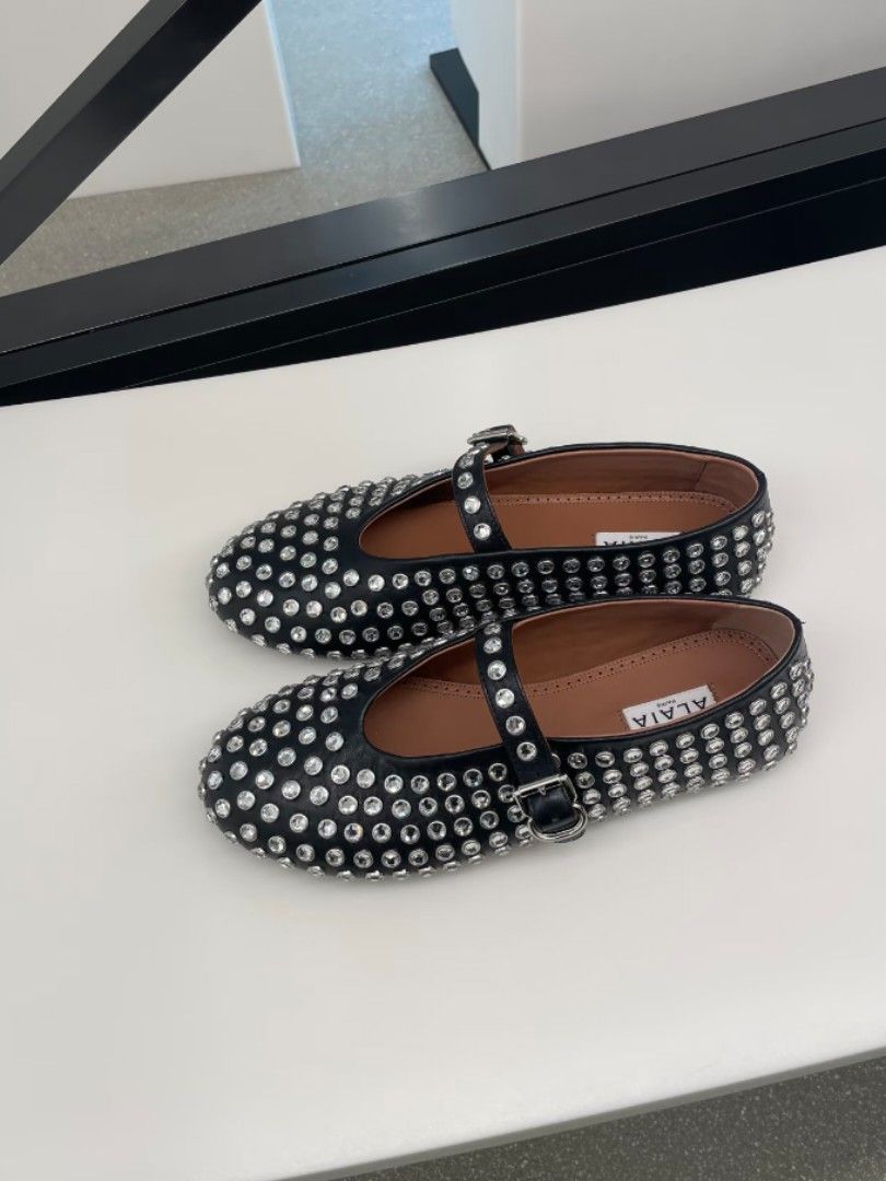 alaia ballet flats (PRE ORDER) (Category: Sneakers & Footwear) located in Las Pinas. Submitted by glamdustph (Listing ID 1461185222, Image 1). Description: STAFF SALE 💯 Authentic 38.5 & 41 only 3-4 weeks eda via air cargo 20k dp thank you.