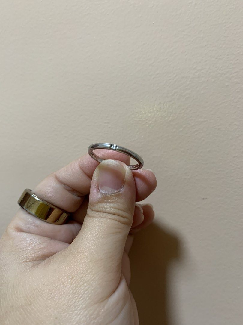 Alfredulla 925 Silver Ring Size 10 (Category: Rings) located in Batangas. Submitted by hithereeeeee (Listing ID 1461261105, Image 1). Description: • 925 silver ring • Size 10 • With pouch and box • Normal signs of wear, but dainty and pretty ‼️ALL SALES ARE FINAL. NO RETURN, NO EXCHANGE, NO REFUND .