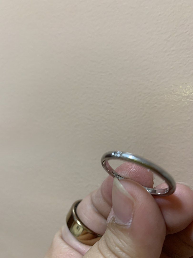 Alfredulla 925 Silver Ring Size 10 (Category: Rings) located in Batangas. Submitted by hithereeeeee (Listing ID 1461261105, Image 3). Description: • 925 silver ring • Size 10 • With pouch and box • Normal signs of wear, but dainty and pretty ‼️ALL SALES ARE FINAL. NO RETURN, NO EXCHANGE, NO REFUND .