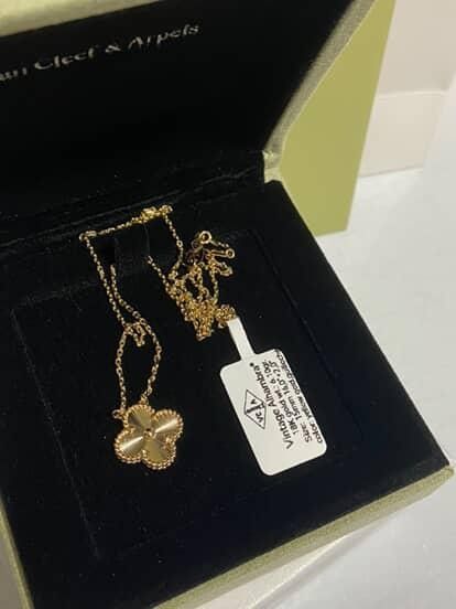 Alhambra/VCA Necklace (Category: Necklaces) located in Makati City. Submitted by arnarn26 (Listing ID 1461316116, Image 2). Description: 18K GOLD EARRINGS | 6.10 G 18K yellow gold Vintage Alhambra Guillochè 6.10 grams Excellent condition Original tag/packaging included.