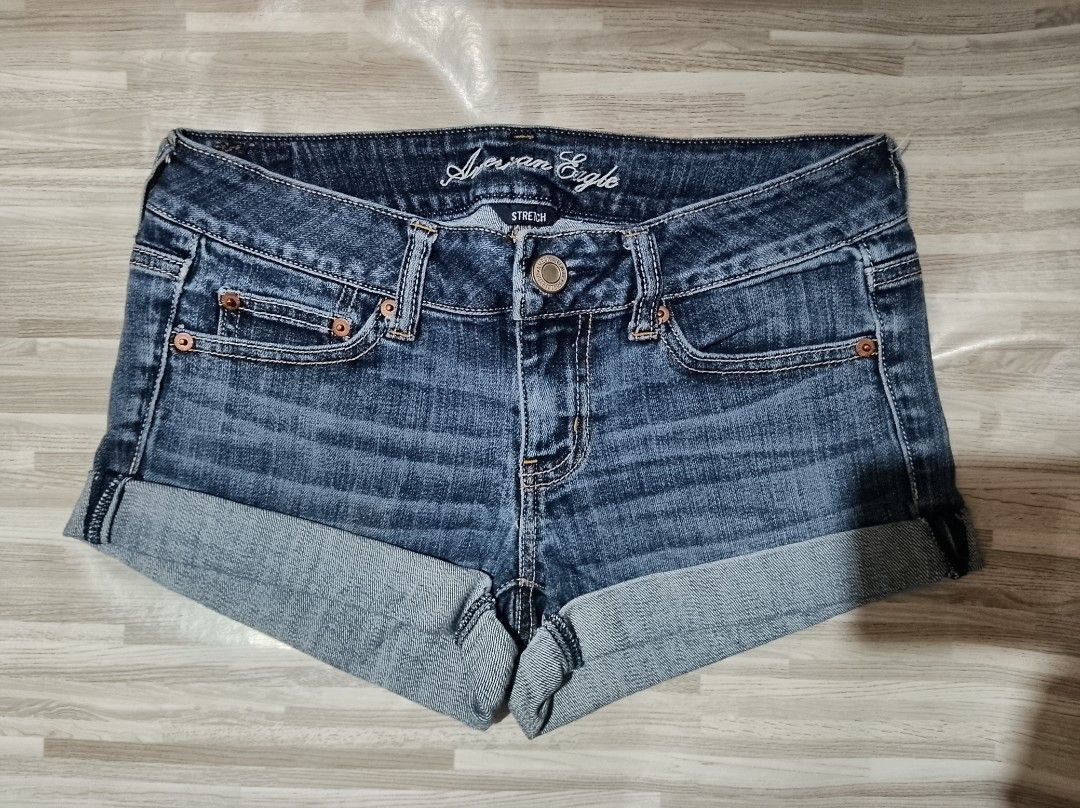 American Eagle Dark Blue Denim Rolled Hem Shorts (Category: Shorts) located in Malay. Submitted by daisiberry (Listing ID 1461285089, Image 1). Description: size 30 "9 • Please check the size, measurements, and condition carefully before purchasing. • All items are preloved/thrifted, so minor signs of wear may be present. 🤍 Please be a sure buyer before checking out. Thank you!.