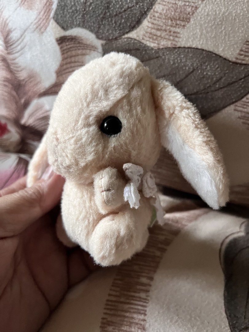 Amuse bunny light mocha bag charm #1 (Category: Purses & Pouches) located in Paranaque City. Submitted by bonsaiart (Listing ID 1461231558, Image 2). Description: Pre owned Good condition 300+sf No to cod/ cop/meetup No breaking of bundle or set Payment via gcash or Paymaya Shipping via j&t.