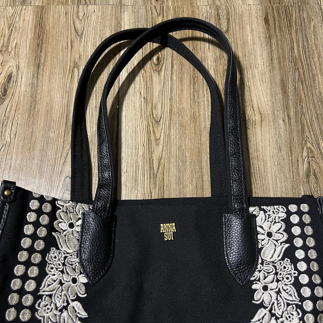 Anna Sui Shoulder Bag (Category: Tote Bags) located in Marikina City. Submitted by wayupcollective (Listing ID 1461310467, Image 3). Description: Anna Sui Shoulder Bag ~ Excellent condition ~ No flaws Measurement Length: 13” Width: 12” Depth: 4” Shoulder drop: 9” .