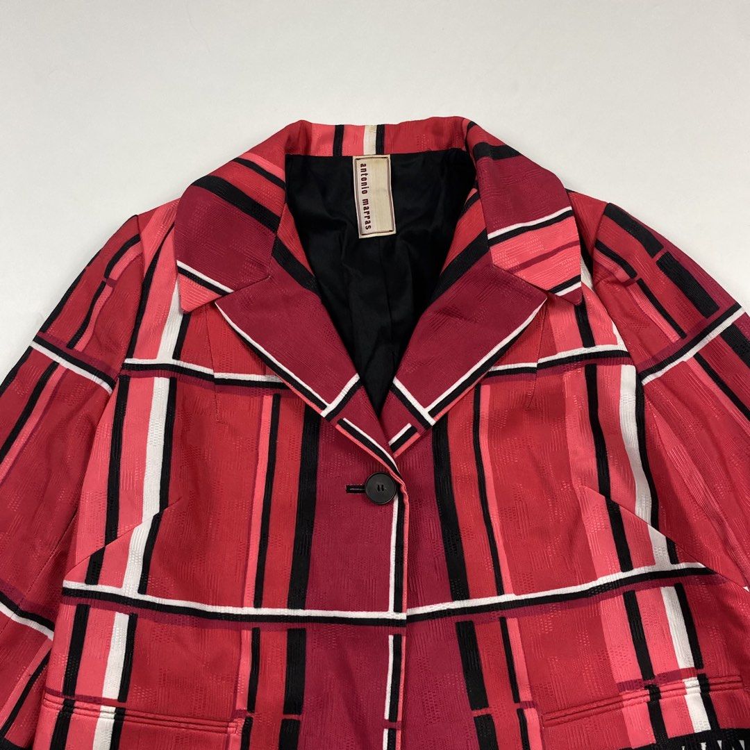 Antonio Marras - Resort Cruise 2016 - Single Button Blazer (Category: Coats, Jackets and Outerwear) located in San Miguel. Submitted by stylecycle. (Listing ID 1461304393, Image 3). Description: Antonio Marras - Resort Cruise 2016 - Single Button Blazer Tagged Size : 38 Condition: 10/10 Made in: Italy Dimensions Width - 18 Length - 21.5 Shoulder - 14 Sleeve - 18 Condition: This item is used, Please don't expect if it is like brand new. Measured :