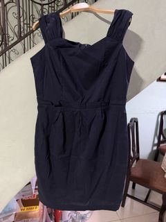 (Category: ) located in . Submitted by aprilluxcloset0812 (Listing ID 1461292885, Image 1). Description: .