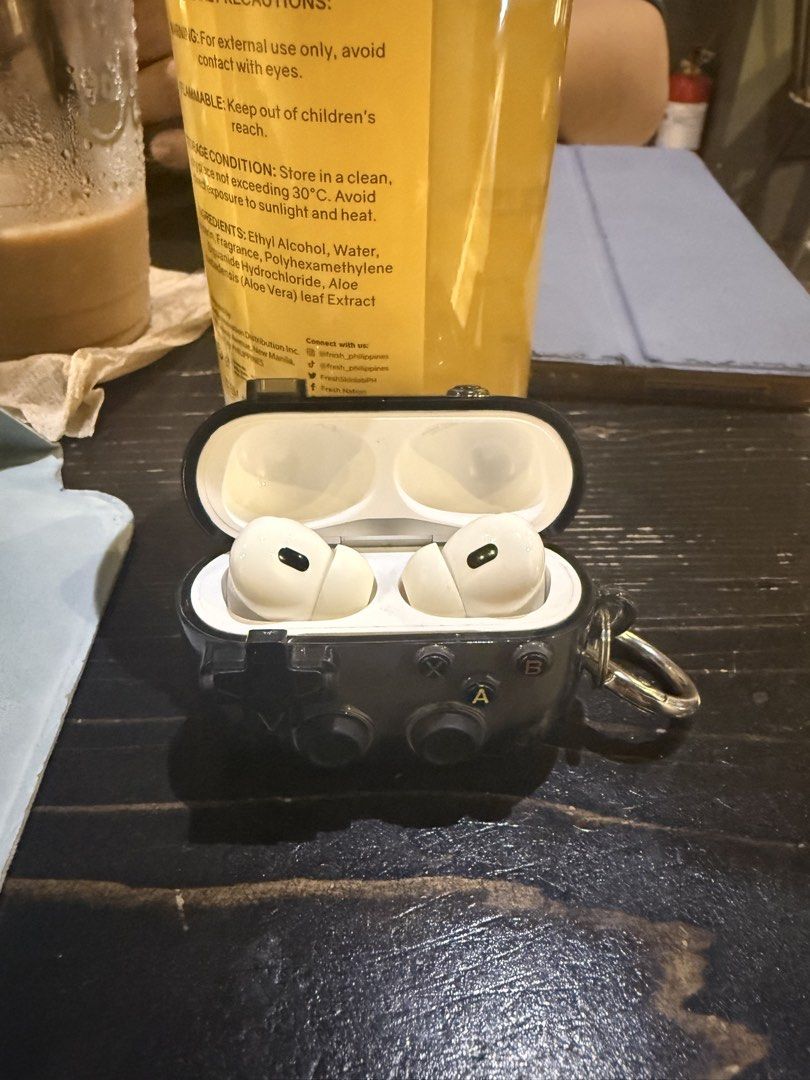 Apple AirPods Pro 2 (Category: Earphones) located in San Pedro. Submitted by pierceo (Listing ID 1461260824, Image 2). Description: - Apple AirPods Pro 2 - Includes case - Original box included with tips - Fully functional - Bought last year in Apple Orange App - Issue (Sometimes have an air sound on the left ear; noticeable if silent environment and no playing sound) -FIRM ON MY PRICE.
