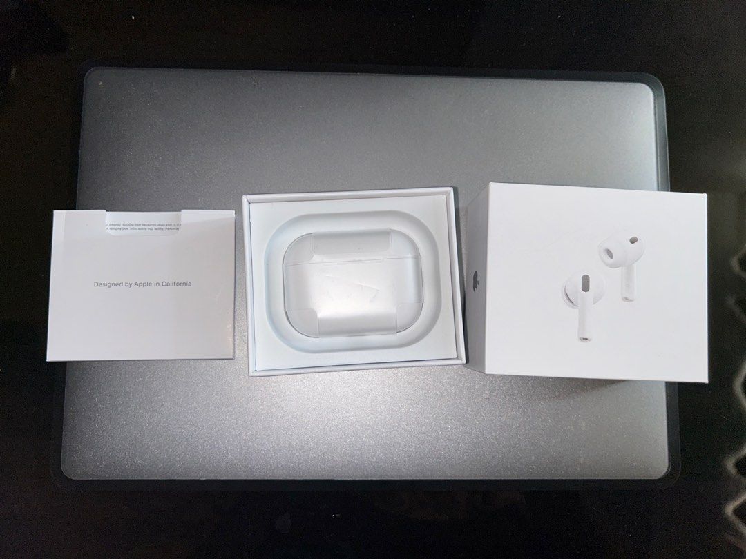 Apple AirPods Pro 3rd Generation Wireless Earbuds (Category: Earphones) located in Quezon City. Submitted by xander_angelo (Listing ID 1461202540, Image 1). Description: - Apple AirPods Pro 3rd Generation - Includes charging case and original packaging - User manual included - MagSafe compatible - Superior sound quality for music and calls - Seamless pairing with Apple devices.