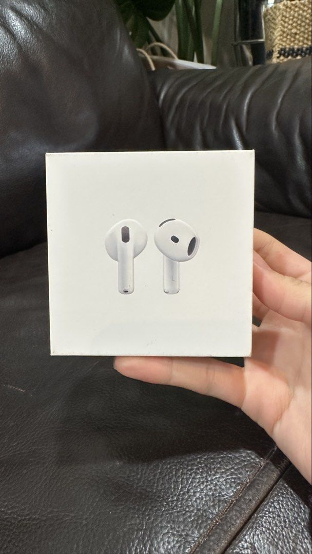 Apple empty boxes (Category: Everything Else) located in Singapore. Submitted by jazzersyuh (Listing ID 1461217672, Image 2). Description: Empty boxes for: - iPhone 14 Pro - iPad 10th Gen - iPad A16 - AirPods 4 - Apple Pencil 2nd Gen Best if can take all .