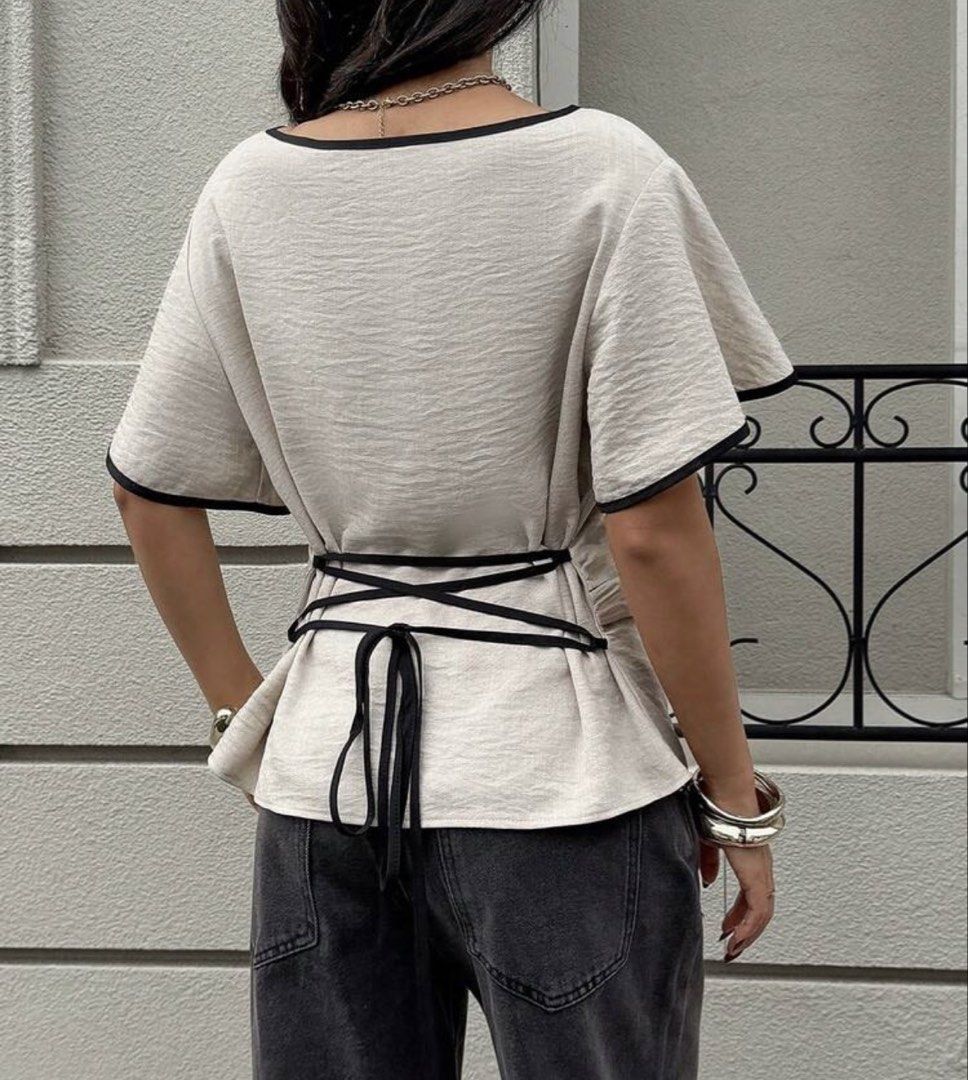 Apricot Dolman Sleeve Top (Category: Blouses) located in Imus. Submitted by _catberry (Listing ID 1461188978, Image 2). Description: 🏷️ ₱200 ❗️ feel free to msg if you have any questions/for more pictures 📍Imus, Cavite 💵 MoP: GCash only 🚚 MoD: Lalamove/GGX (buyer shoulders shipping fee).